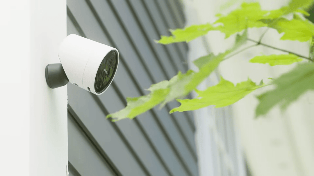 Best SimpliSafe Accessories for Your Security System (Top Camera Upgrades Included)